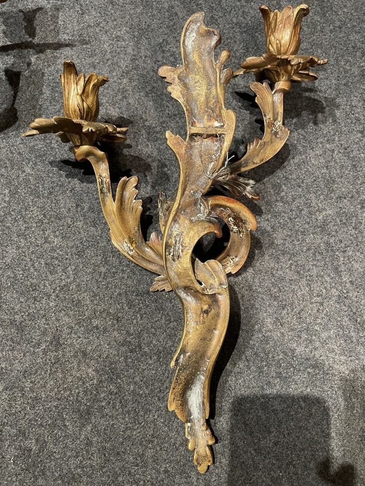 Coppia di applique in bronzo in stile Luigi XV