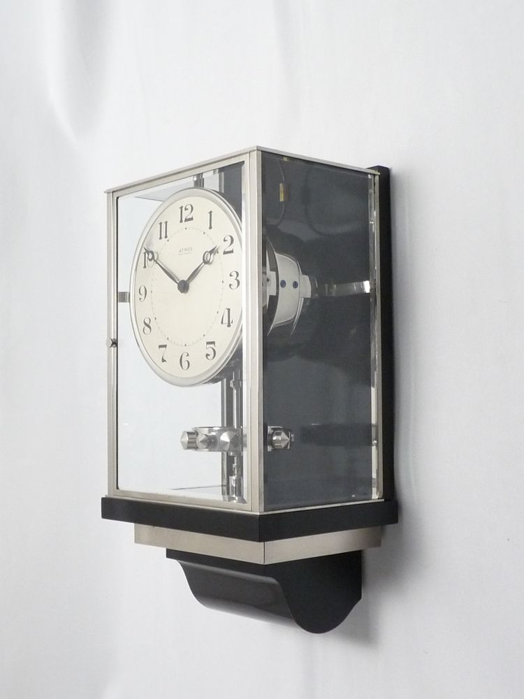 Atmos wall clock by Jean Léon Reutter