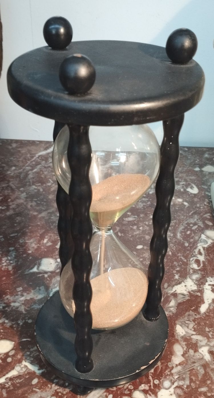 Sablier en verre et bois noirci  XIX