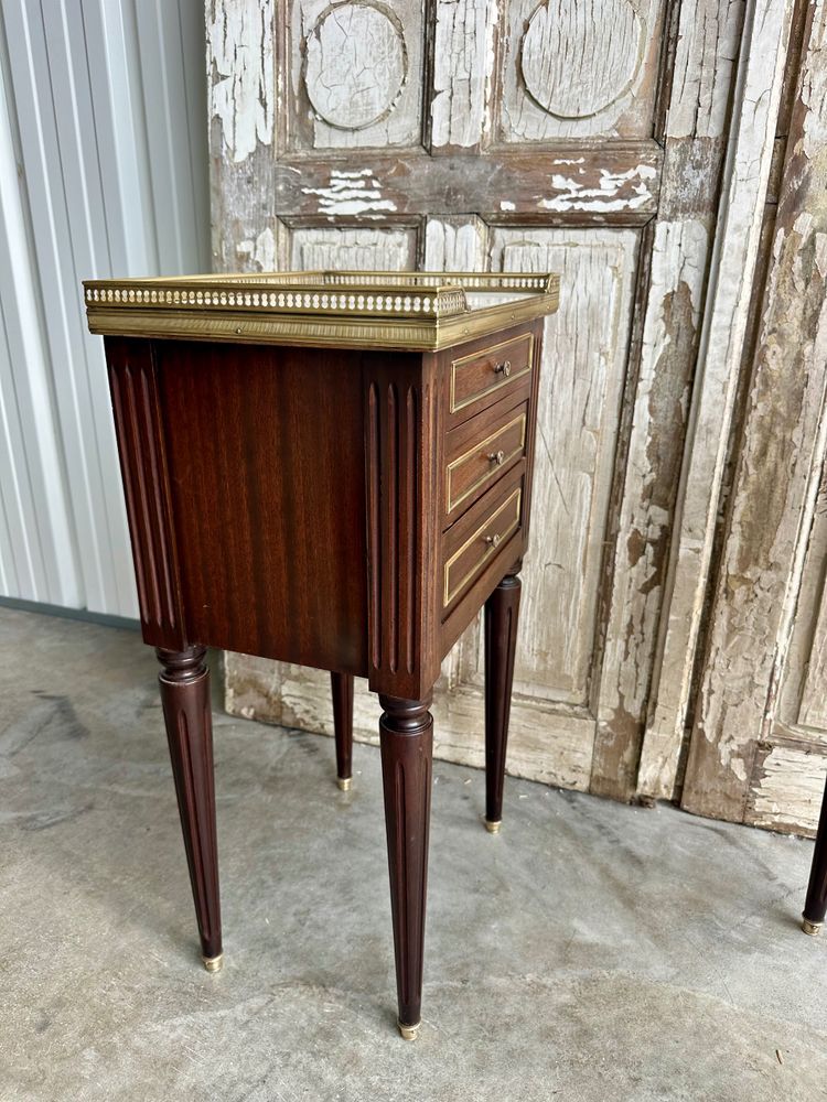 Pair of Louis XVI mahogany bedside tables, 20th century
