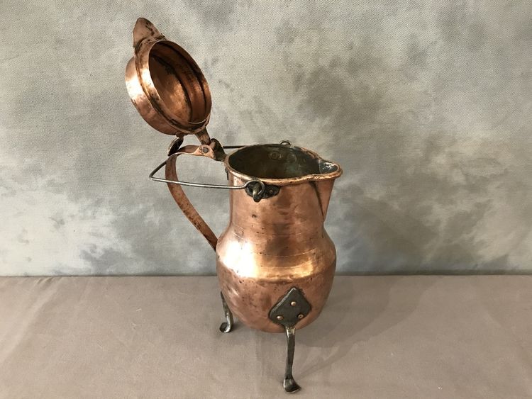 Bellissimo e grande coquemar in rame del XVIII secolo