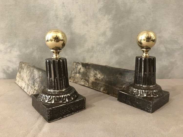Paire de chenets anciens en fonte et laiton d'époque 19 ème 