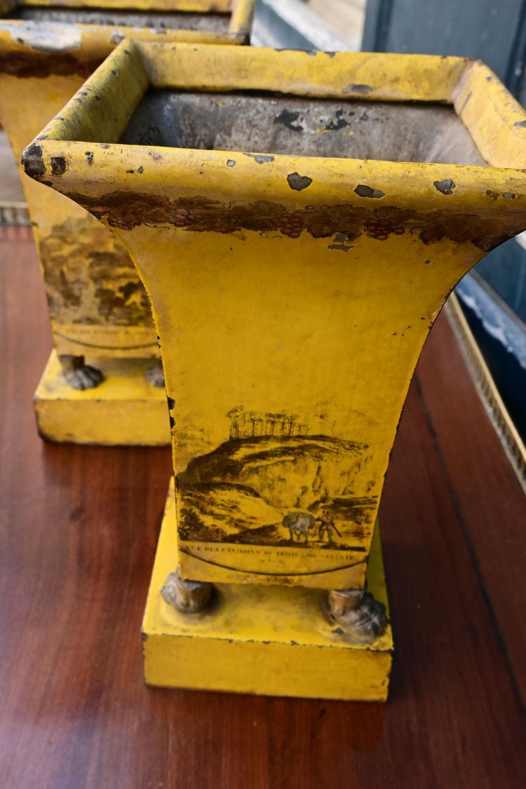 pair of planters in Italian-style sheet metal, Empire period work