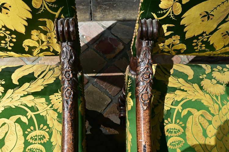 coppia di poltrone in stile Luigi XIV