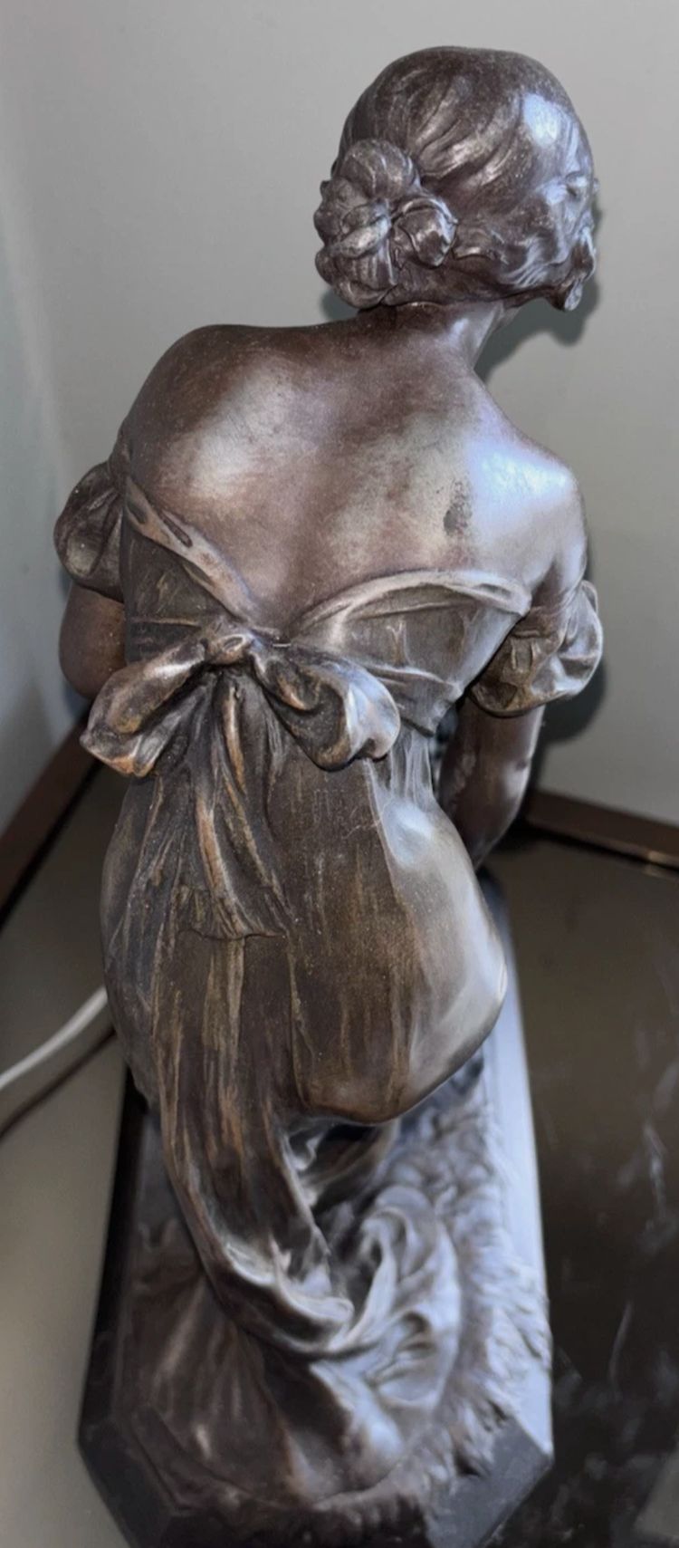 CAUSSÉ Julien (1869-1909) Woman at the fountain Large Art Nouveau night light Spelter Signed