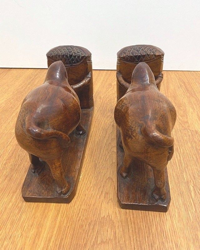 Coppia di fermalibri in legno esotico