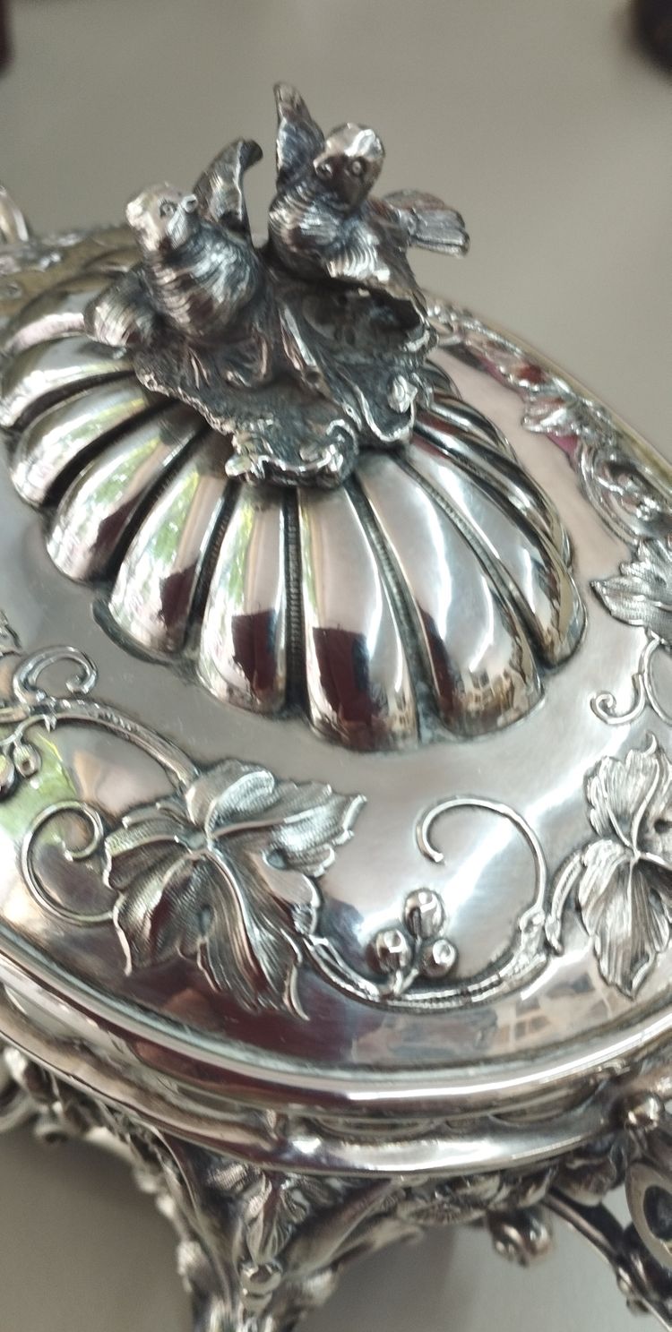 Oval sugar bowl in openwork silver Minerva XIX