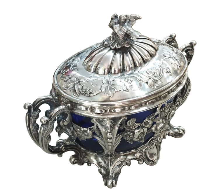 Oval sugar bowl in openwork silver Minerva XIX