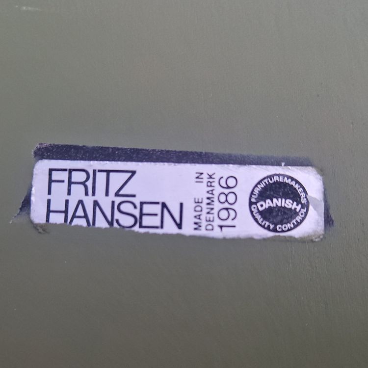Série de 4 chaises "Fourmi" modèle 3107 par Arne Jacobsen pour Fritz Hansen, Danemark 