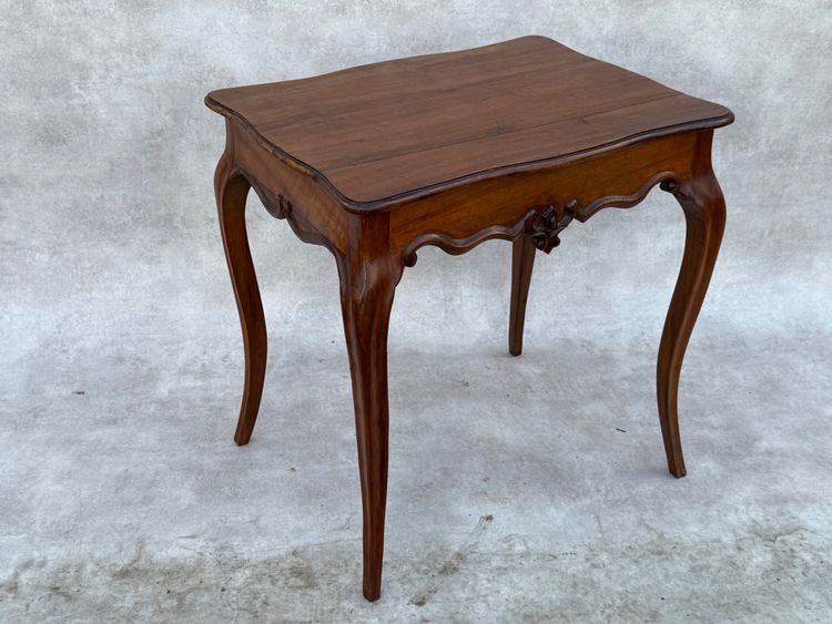 Center table