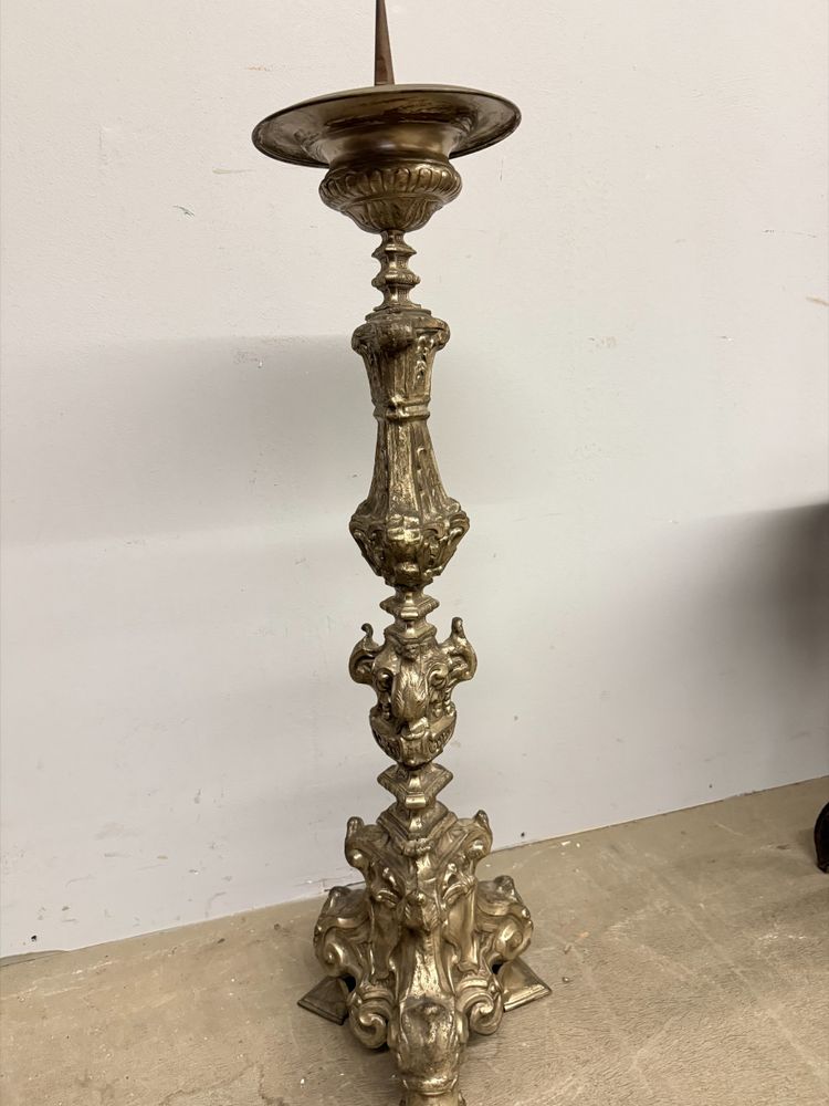 Splendid 18th century candlestick, in silver-plated metal 97x25.