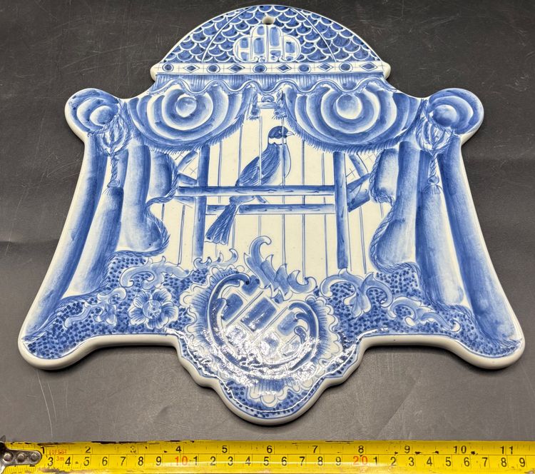 DECORATIVE PLAQUE