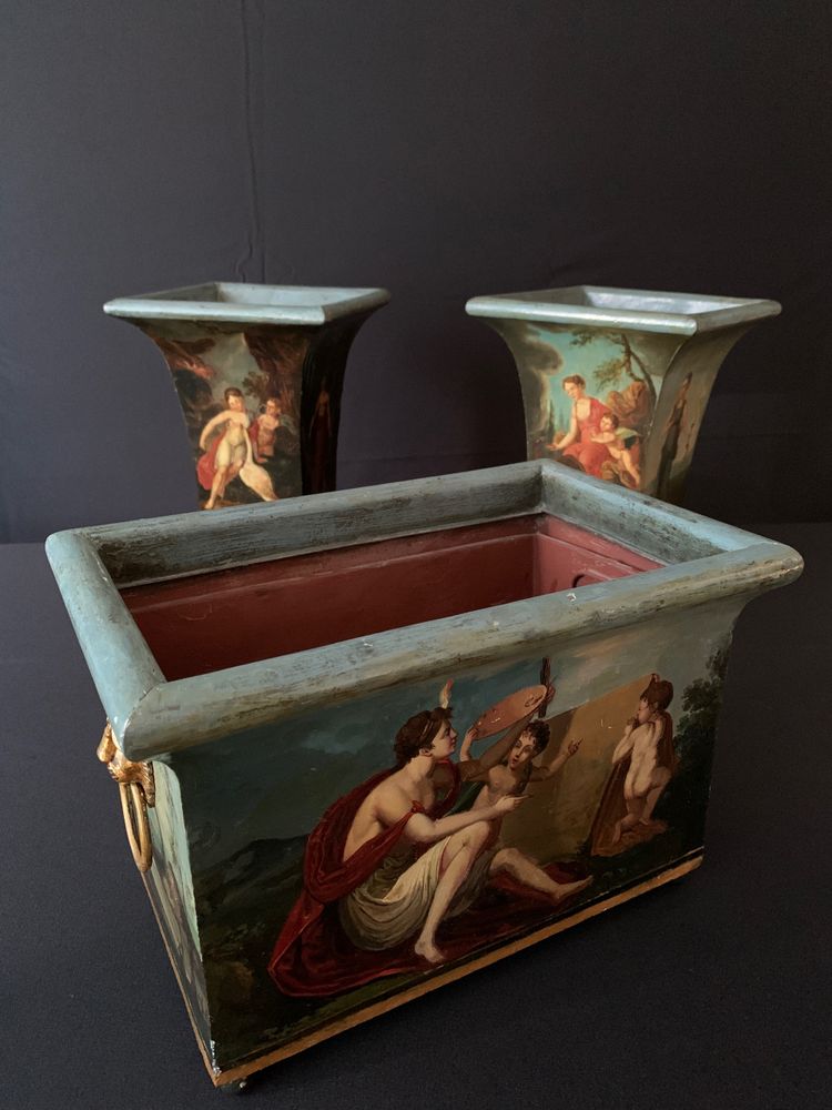 Magnificent painted sheet metal trim from the Consulate-Empire period.
