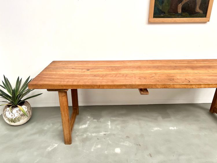 Grande table de ferme brutaliste en hêtre 
