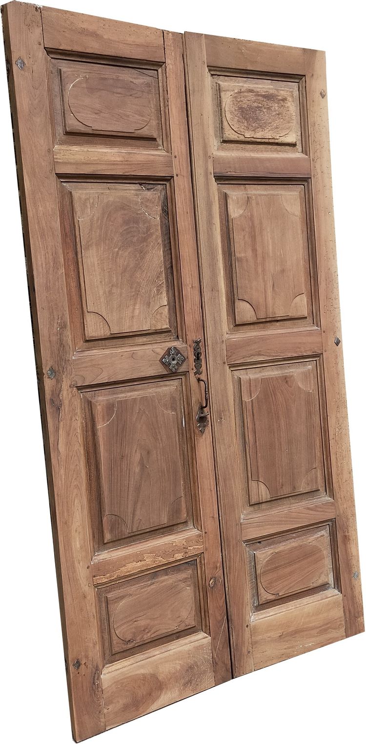 Double porte ancienne XVII / XVIIIème en noyer et toutes ses ferronneries d'origine boiserie