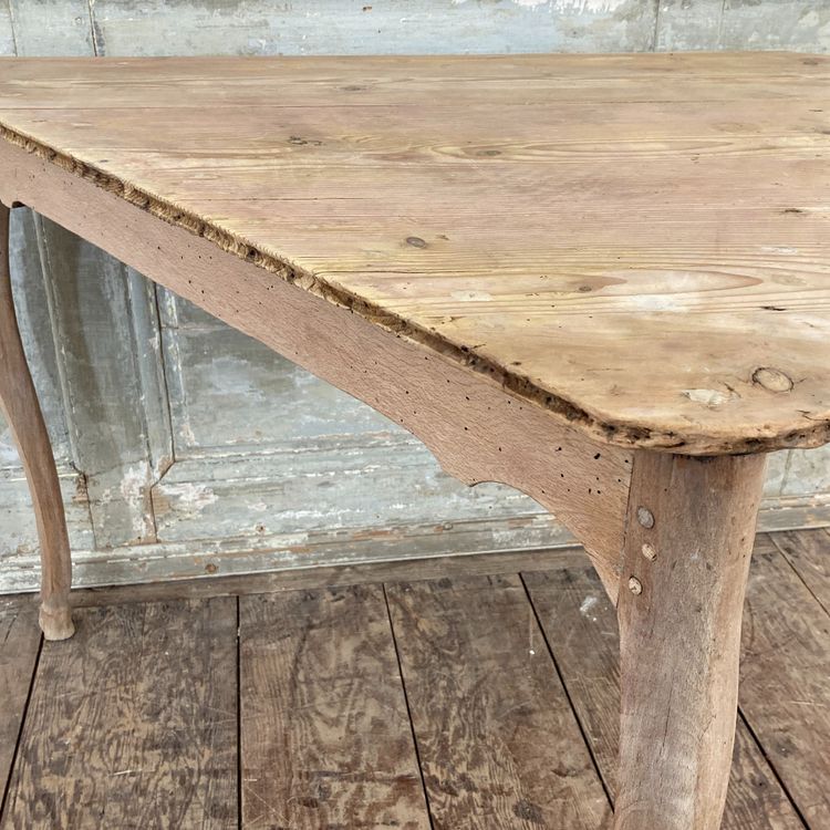 18th century gaming table known as "three of a kind"