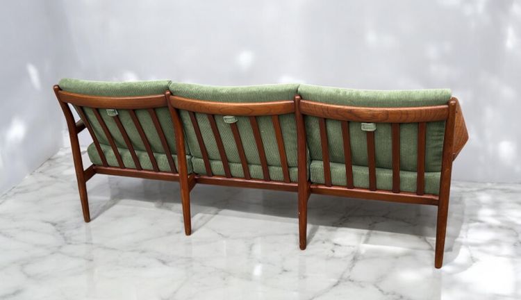 Scandinavian Three-Seater Teak Bench By Svend Aage Eriksen For Glostrup 1960