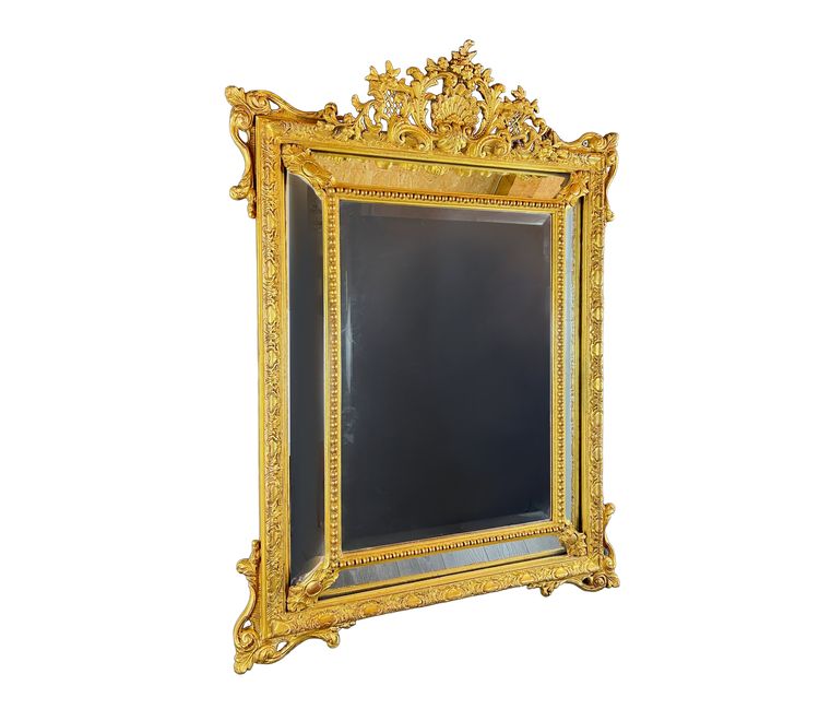 Grand miroir à fronton en bois doré, XIXe siècle