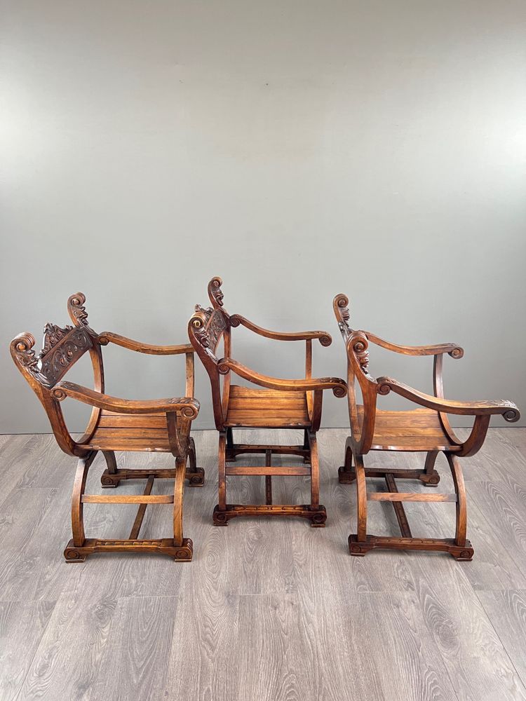 Suite de Trois Fauteuils de Style Renaissance, XIXe siècle