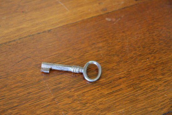 Cassettone in rovere Luigi XIV del XVII secolo