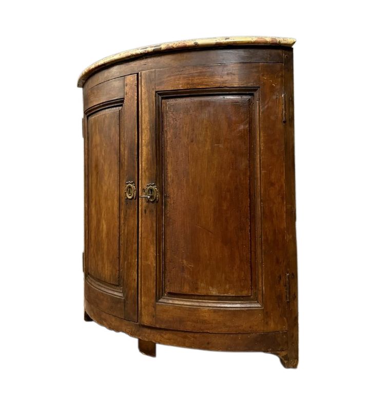 encoignure de boiserie en bois massif époque Louis XIV 