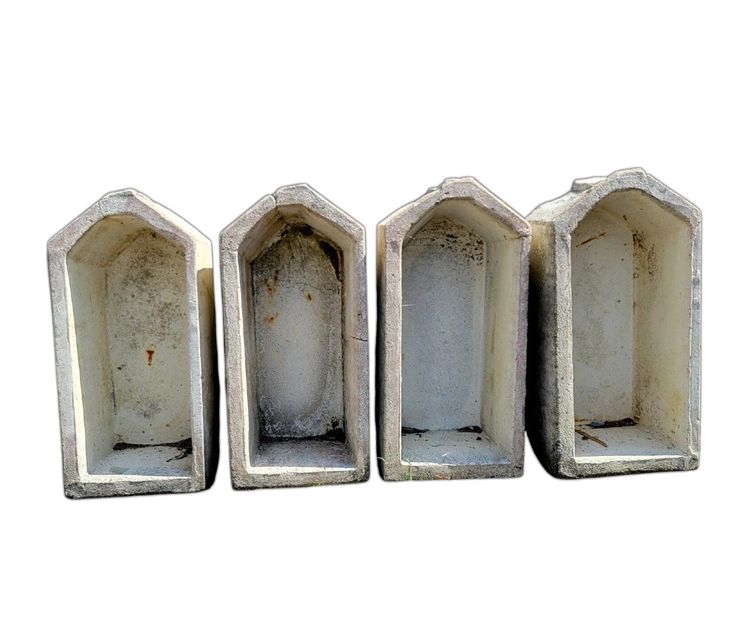 Set Of 4 Art Deco Style Planters In Reconstituted Stone