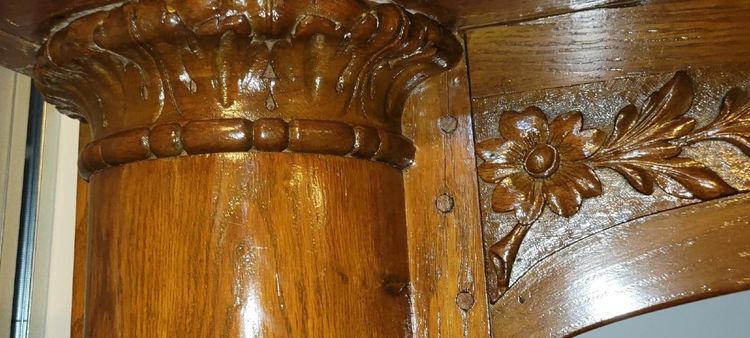 Très importante cheminée style Renaissance en chene 