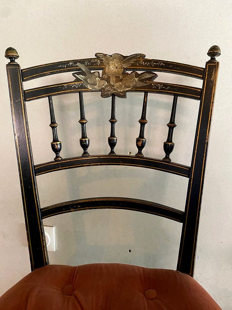 Coppia di sedie Napoleone III con decorazione a uccelli, seduta imbottita in velluto