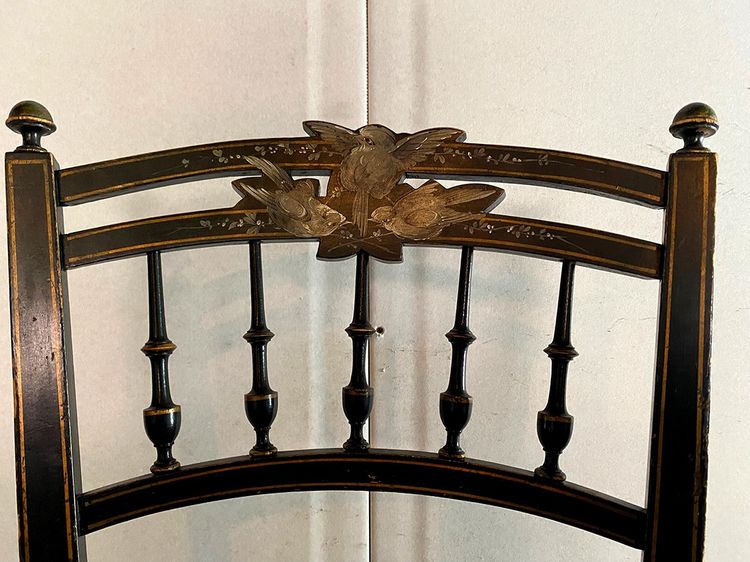 Coppia di sedie Napoleone III con decorazione a uccelli, seduta imbottita in velluto