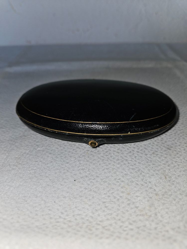 Kit da cucito in argento nella sua custodia rivestita in pelle - periodo Napoleone III