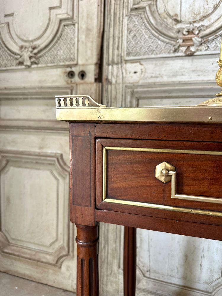Console Louis XVI en acajou 18e siècle 