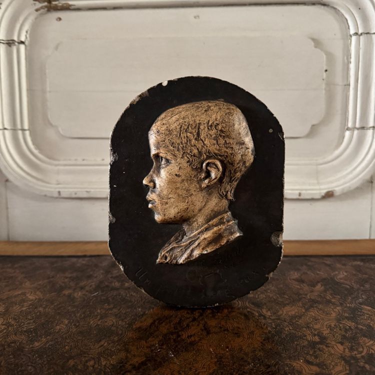 Calco in gesso di Charles Filleul, profilo di un bambino, un piccolo Teigneux