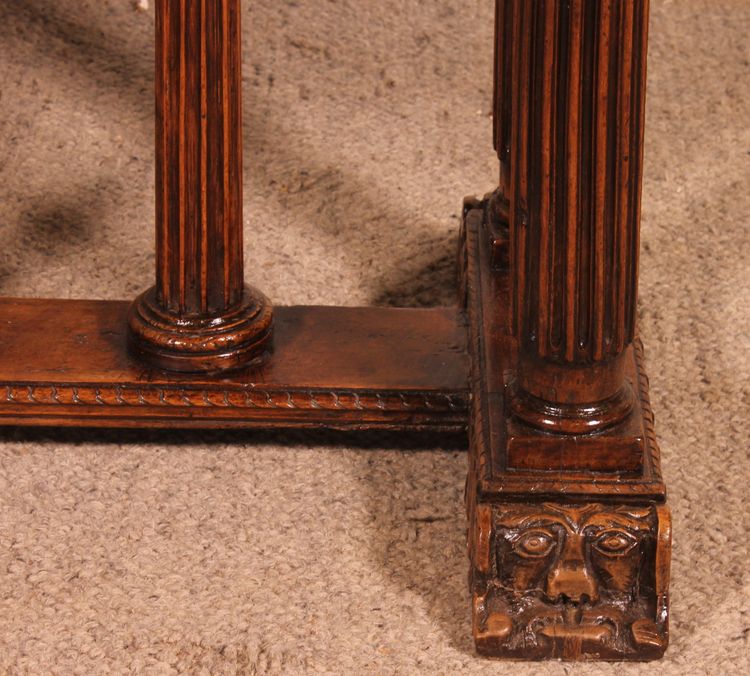 table d'époque renaissance en noyer- 16° siècle