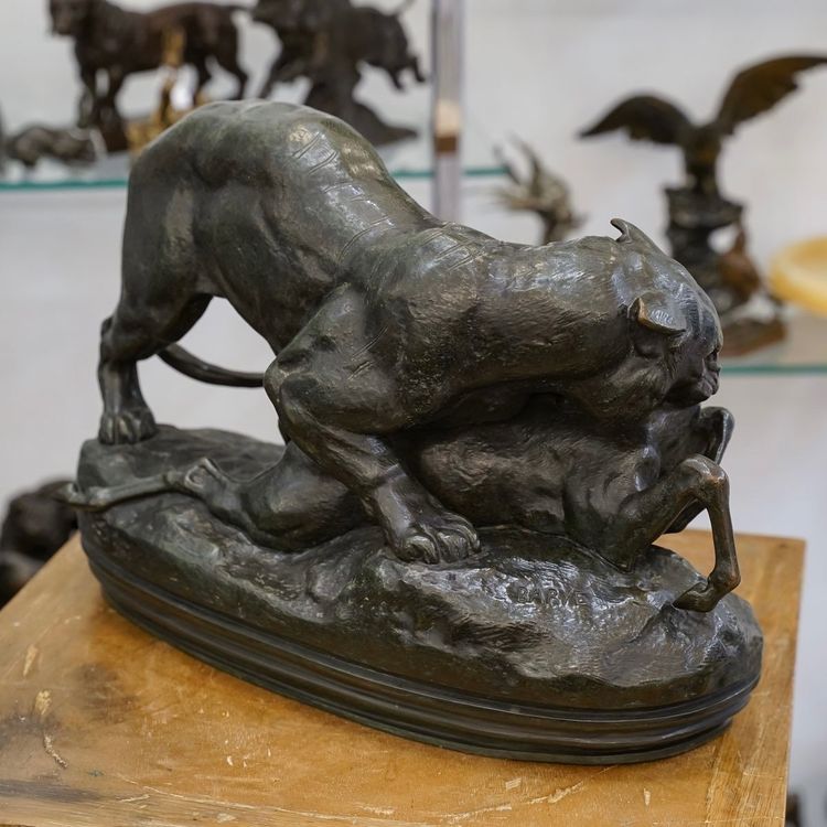 Gruppo in bronzo "Tigre che sorprende un'antilope", Antoine-Louis Barye (1795 - 1875)