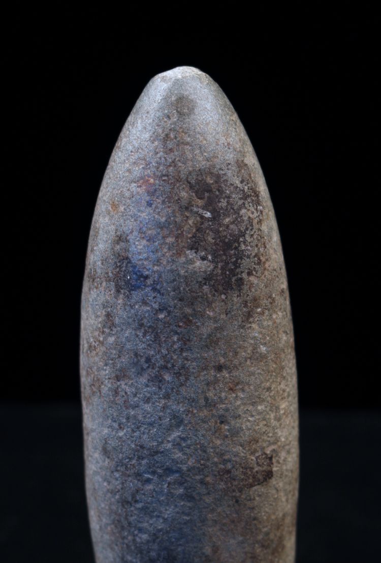 Ritual stone, Oceanic art, tribal art, Papua New Guinea, Oceania, primitive arts, 14 cm