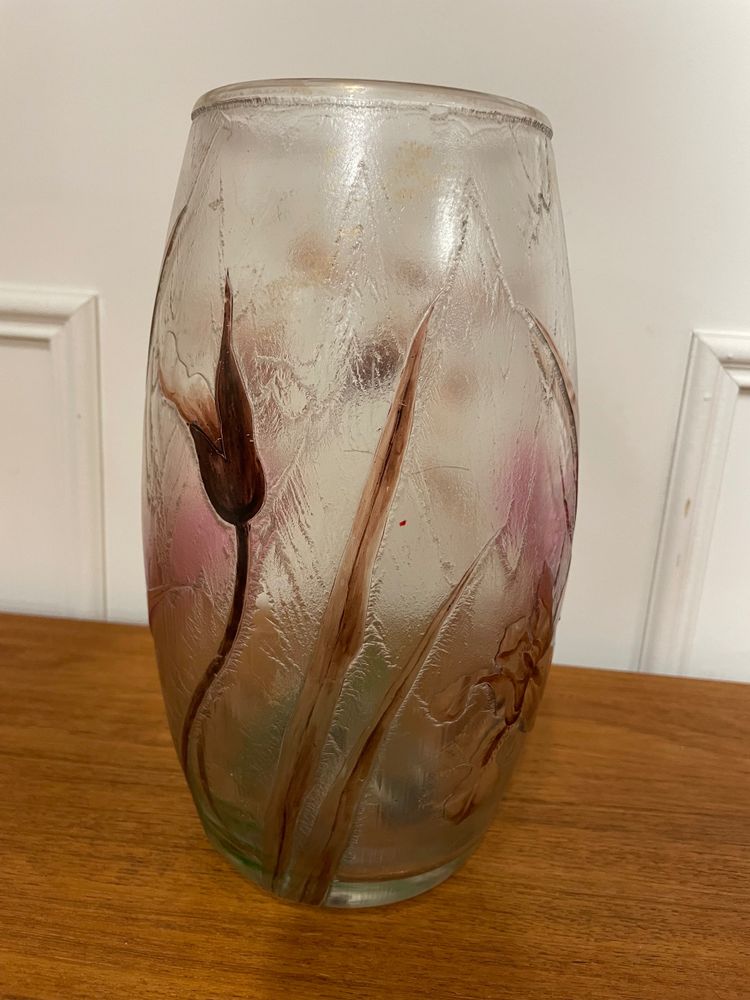 Vaso in vetro satinato Art Nouveau con decorazione a iris, periodo Art Nouveau