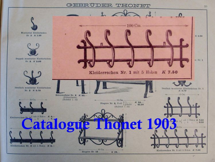 Porte-manteaux mural par Thonet ,1890 , 5 patéres, façon " Chêne "