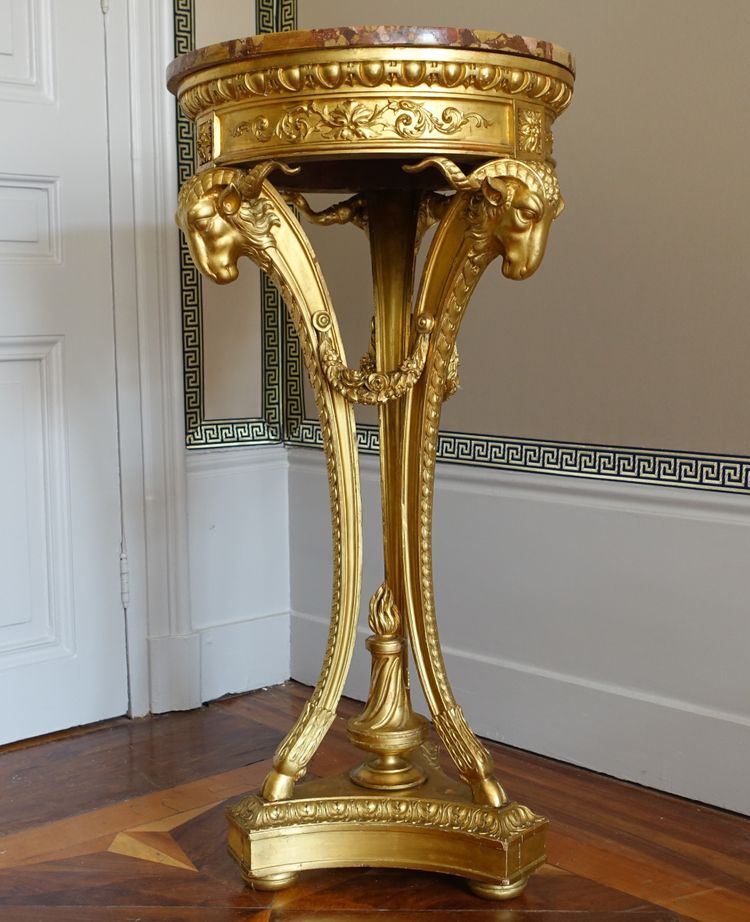 Athenian pedestal table in carved and gilded wood, Louis XVI style, Aleppo breccia marble