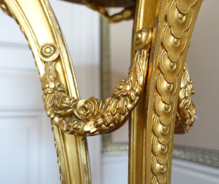 Athenian pedestal table in carved and gilded wood, Louis XVI style, Aleppo breccia marble