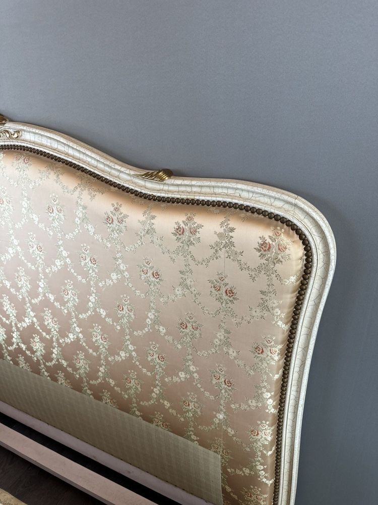 Letto in legno, inizio XX secolo