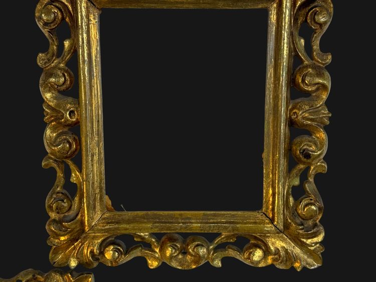 COPPIA DI CORNICI ROCOCÒ ITALIANE DEL XIX SECOLO IN LEGNO DORATO PER DIPINTI 15 CM X 12 CM