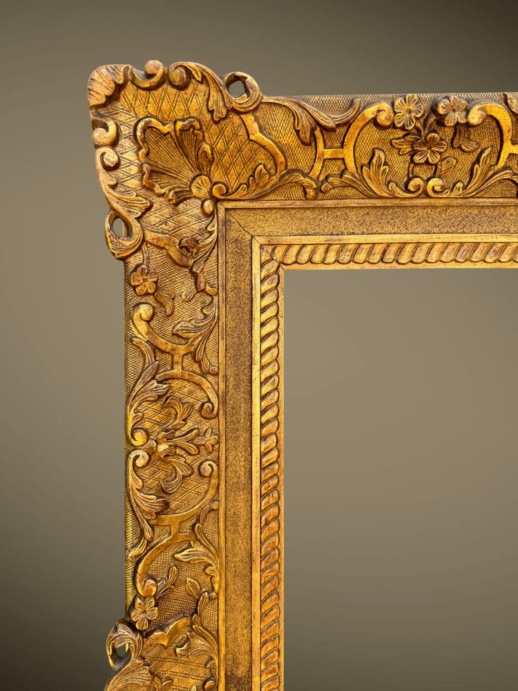 CADRE DU XIXe EN BOIS ET STUC DORÉ ESTAMPILLÉ POUR PEINTURE 67 CM X 56 CM