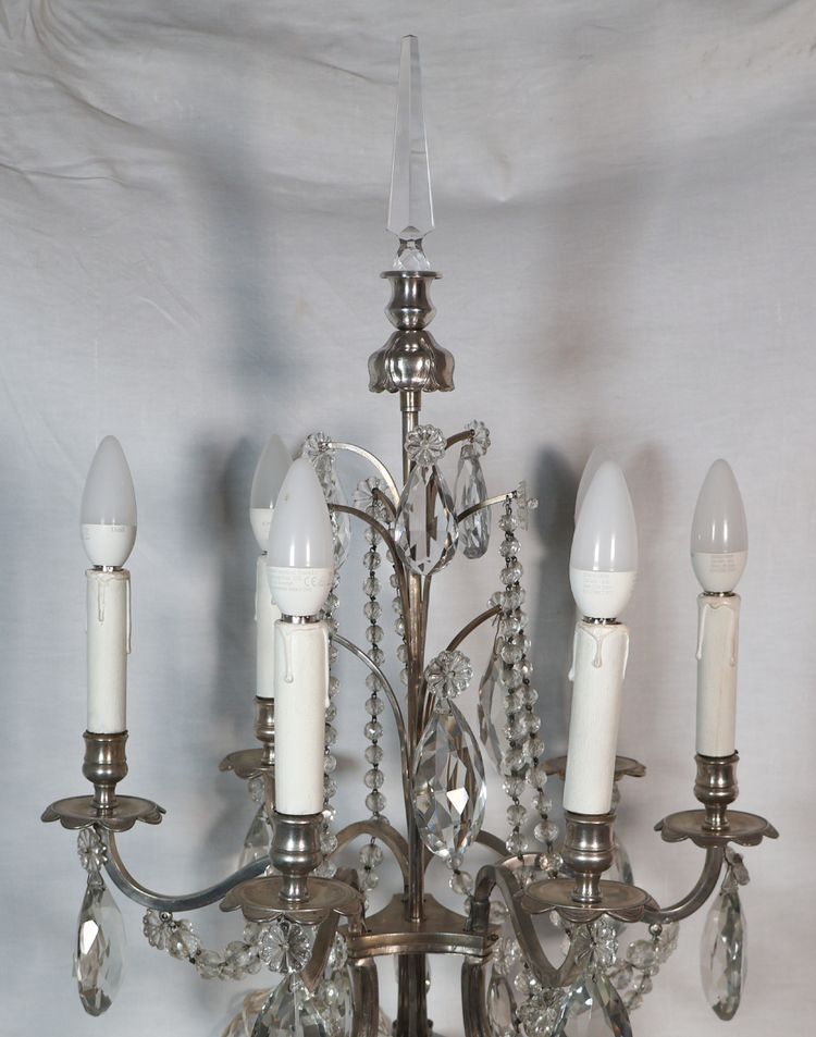 Coppia di candelabri in bronzo argentato, fine XIX secolo