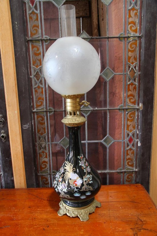 Paire De Lampes à Huile En Céramique à Motifs De Chinoiseries, Verre Et Bronze Doré, XIXe