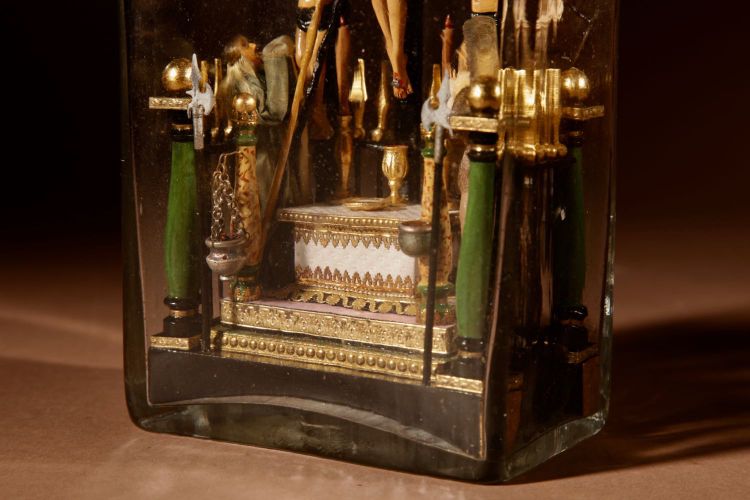 Volkskunst-Kolvarienberg in der Flasche, Süddeutschland/Österreich.