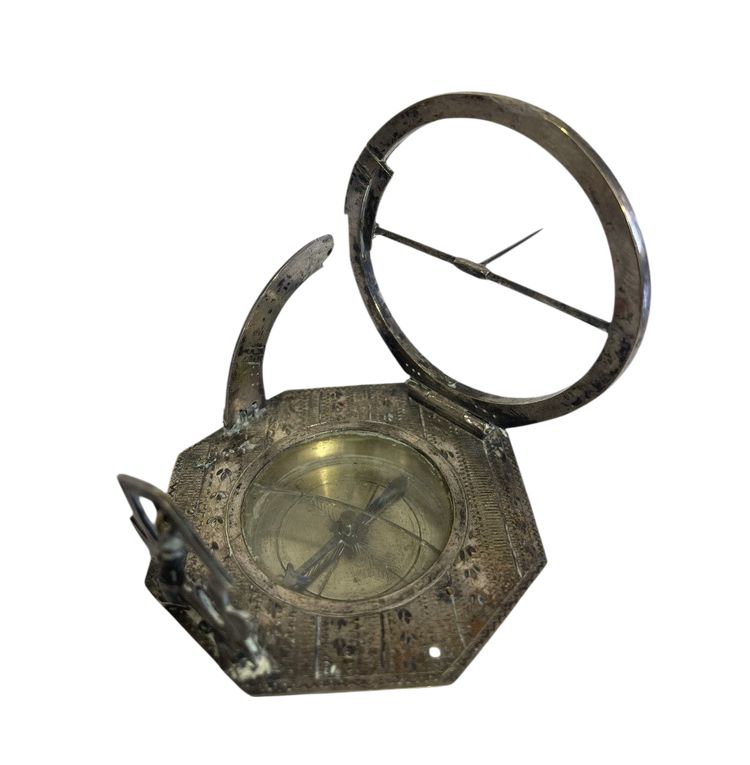 Sonnenuhr aus versilberter Bronze aus dem 18. Jahrhundert