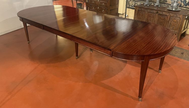 Louis XVI Mahogany Dining Table - 19th Century