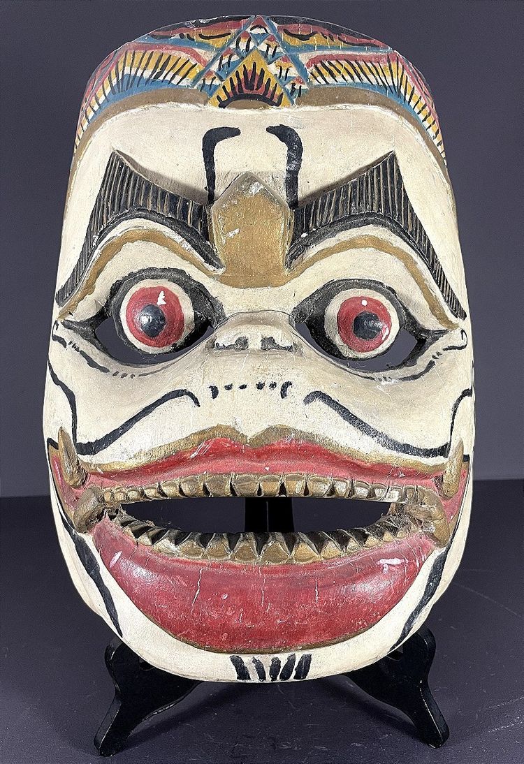 Indonesia, mid-20th century, mask from the Barong theater.