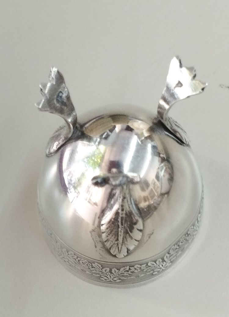 Portauovo in argento, marchio Minerva, XIX secolo