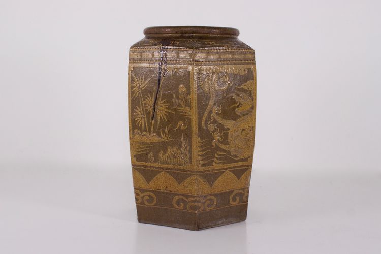 Großes sechseckiges Glas von Martaban